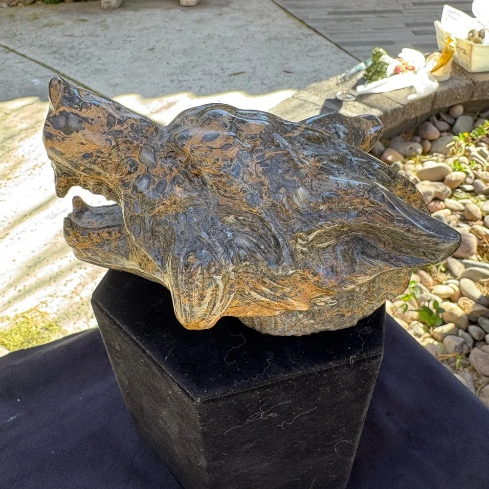 Jasper Wolf Head Sculpture in Brown and Black